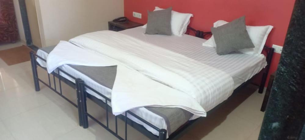 Hotel Rajendra Chinchani ภายนอก รูปภาพ